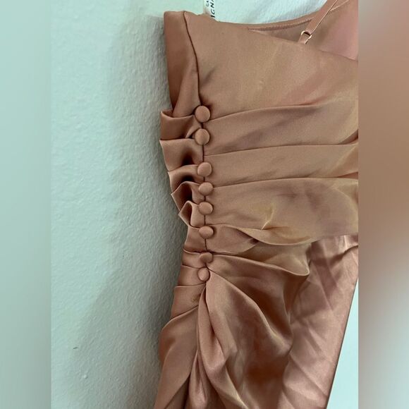 Davids Bridal Galina Signature charmeuse draped one-shoulder dress size 2 - Picture 7 of 13